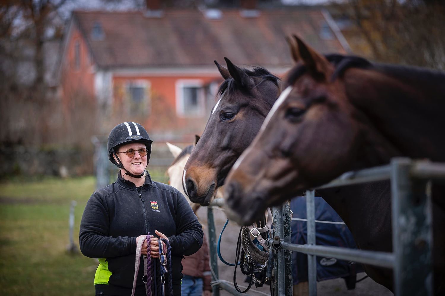 "Vad skulle man göra utan hästar? Livet skulle inte funka då,” säger Cathrine Csore.