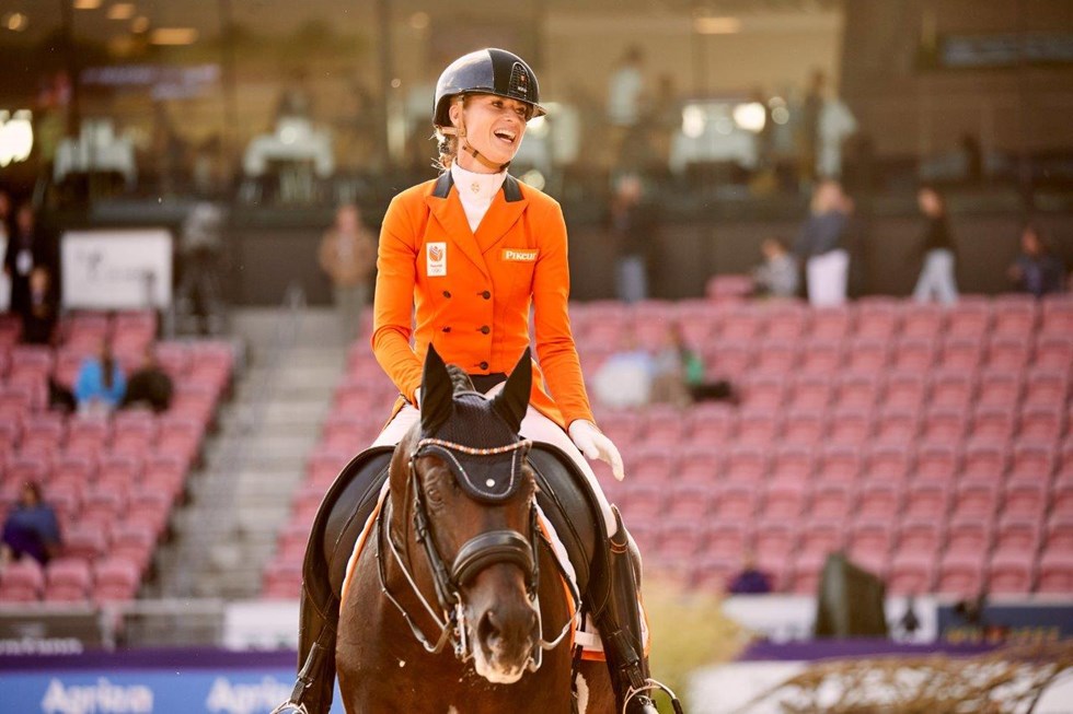 Dinja van Liere tog dubbla bronsmedaljer individuellt på VM i Herning. Nu är hon klar för Lövsta Top 10 Dressage under Sweden International Horse Show 24-27 november.