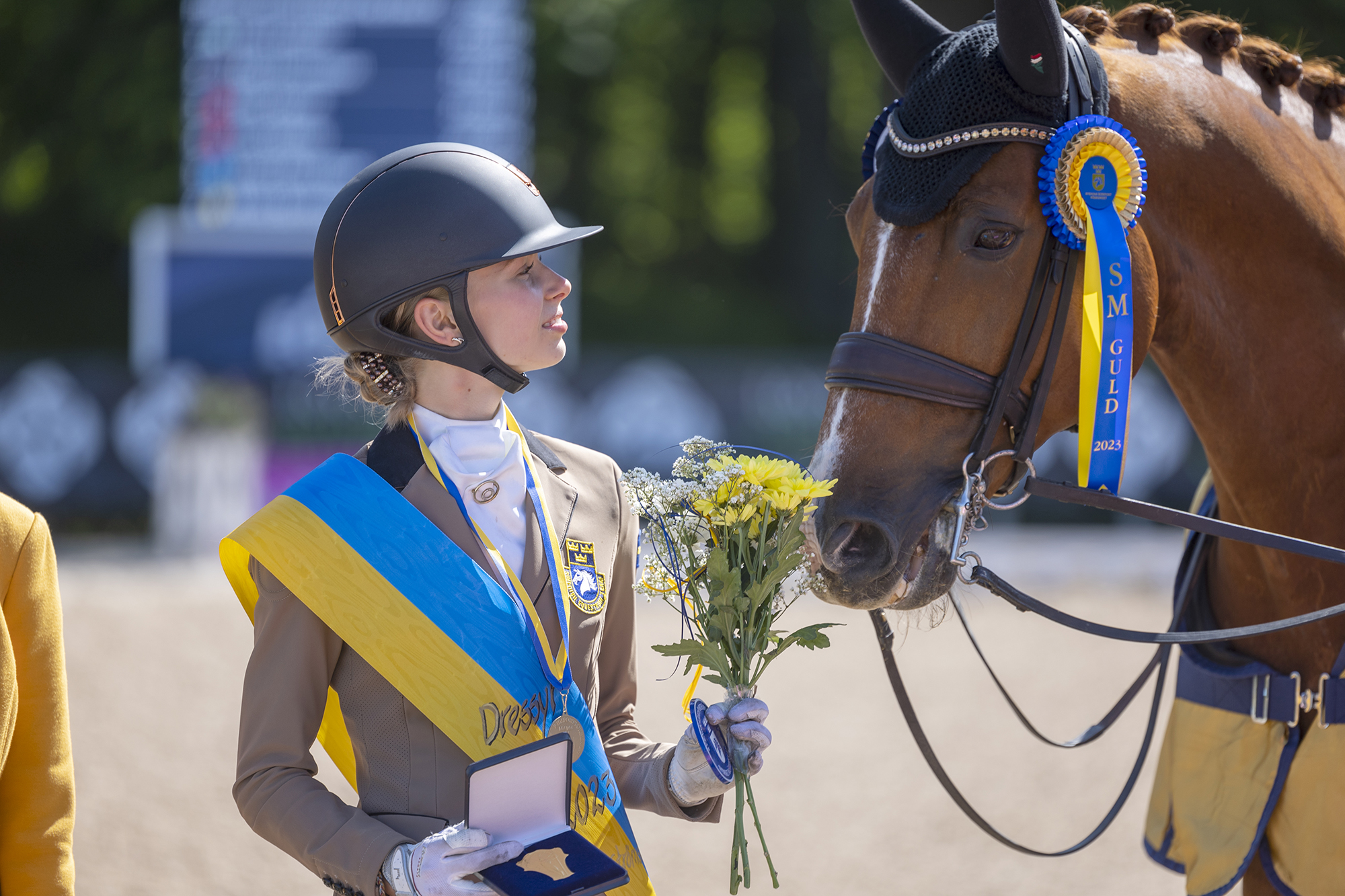 Laura Laustens och Fairy Tale var bästa svenska ekipage i lagtävlingen på EM i dressyr för juniorer. Bilden är arkiv från SM 2023.