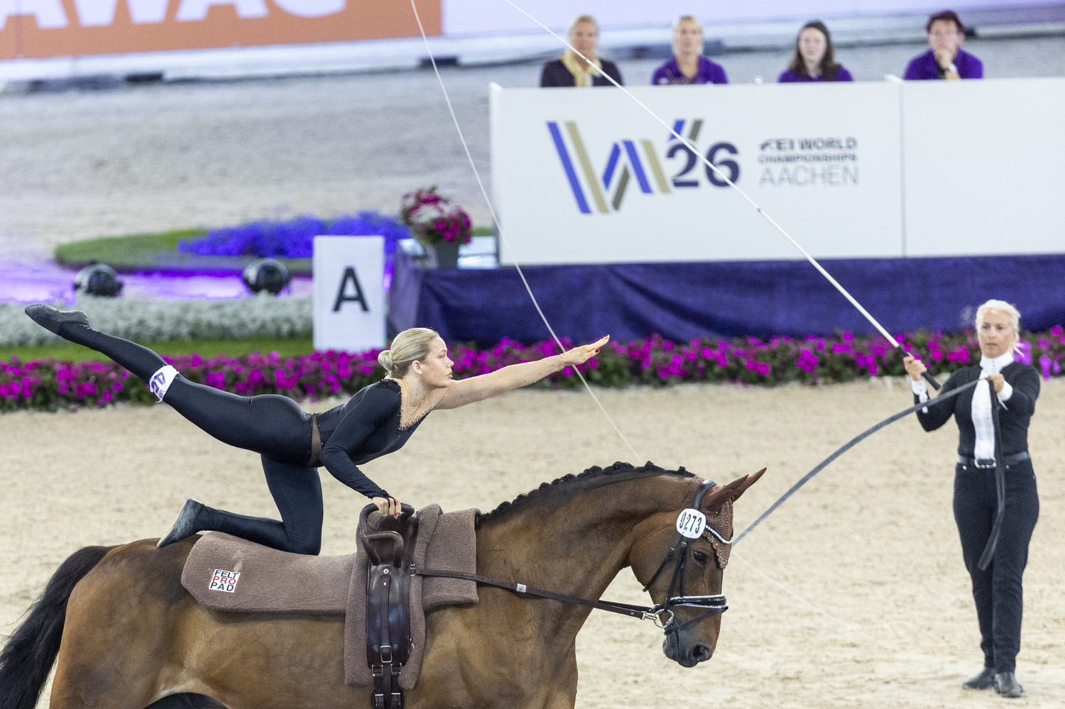Ella Filippa under sitt individuella program under torsdagen på VM.