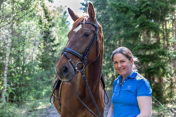Nina Känsäla och häst